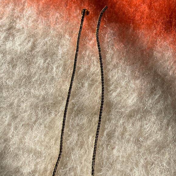 Black and Gold Thin Earrings - Picture 3 of 3